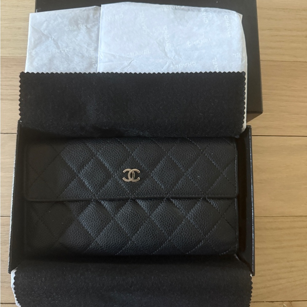 Chanel Black Caviar Quilted Wallet